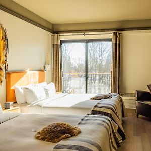 Comfort Queen Room